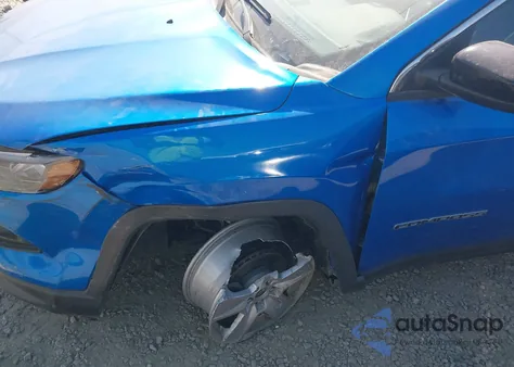 2022 Jeep Compass Latitude Fwd из США, поврежденный, VIN 3C4NJCBB6NT229148